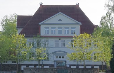 Kulturzentrum Alte Grundschule Frontansicht Ausschnitt