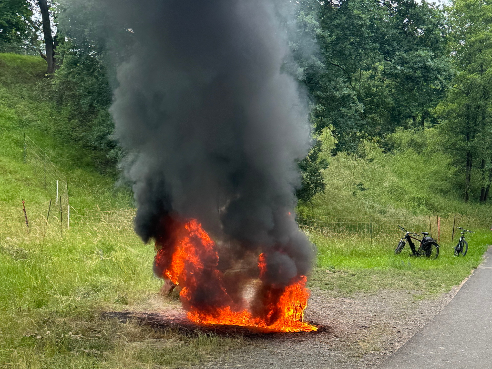 Brand am Radweg nach Inheiden Brand am Radweg nach Inheiden