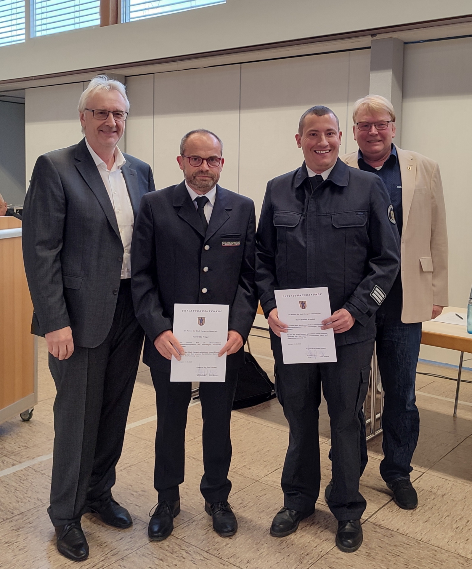 Bürgermeister Wengorsch und SVV Büttel danken Udo Träger und Fabian Schmidt für ihr Wirken Bürgermeister Wengorsch und SVV Büttel danken Udo Träger und Fabian Schmidt für ihr Wirken